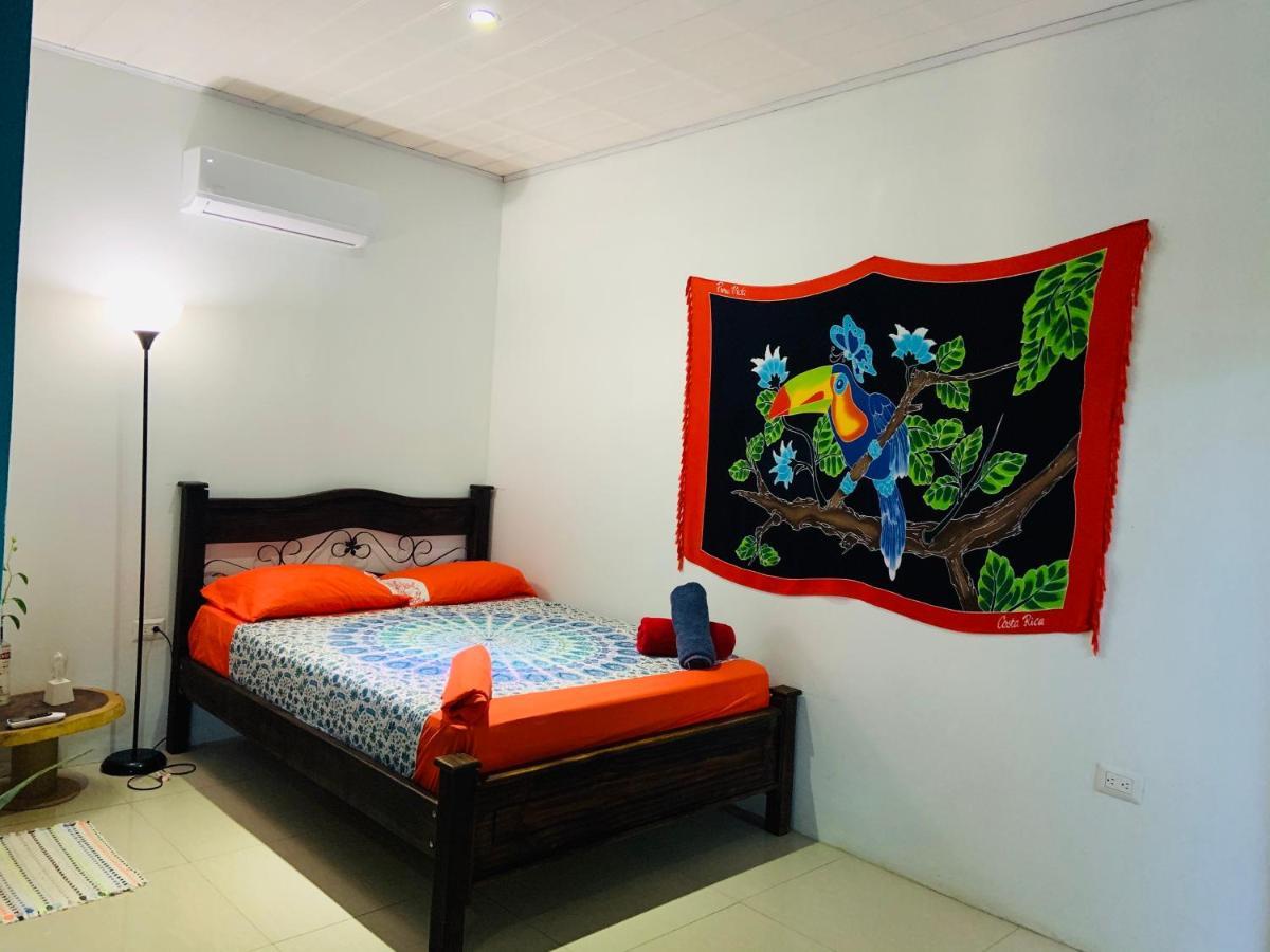 Guest House Pura Vida ケポス エクステリア 写真